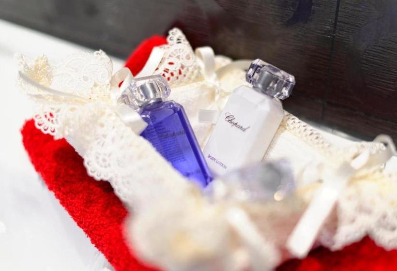 Schottennester Schlafen An Der Krämerbrücke