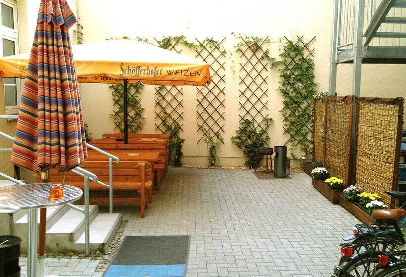 Sleepy Lion Hostel & Apartments Leipzig