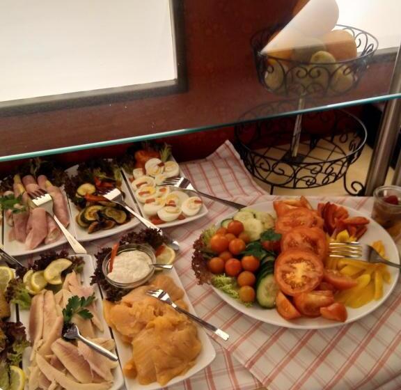 Stadt Gut Hotel Rheinischer Hof