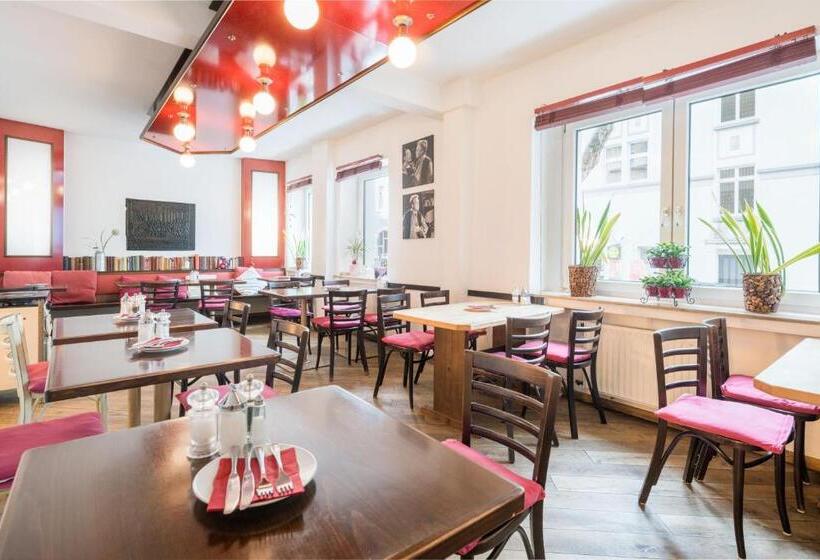 Stadt Gut Hotel Rheinischer Hof