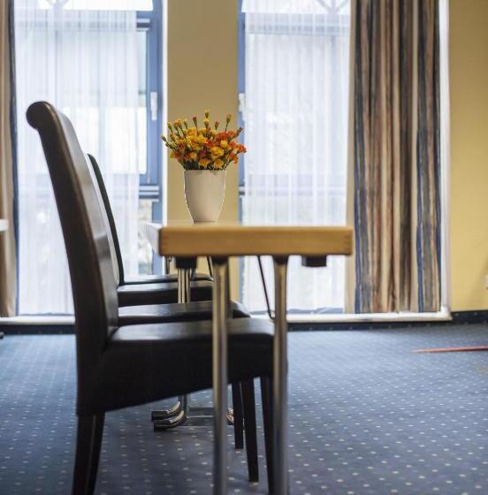 Stargaze Forum Hotel Düsseldorf Hilden