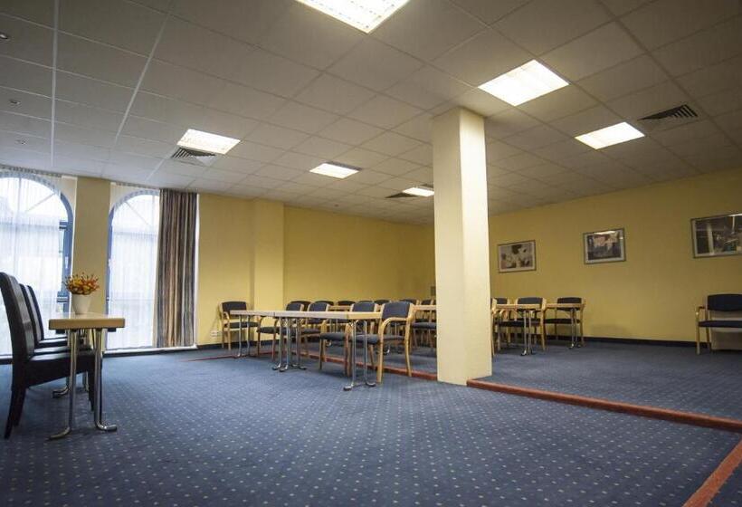 Stargaze Forum Hotel Düsseldorf Hilden