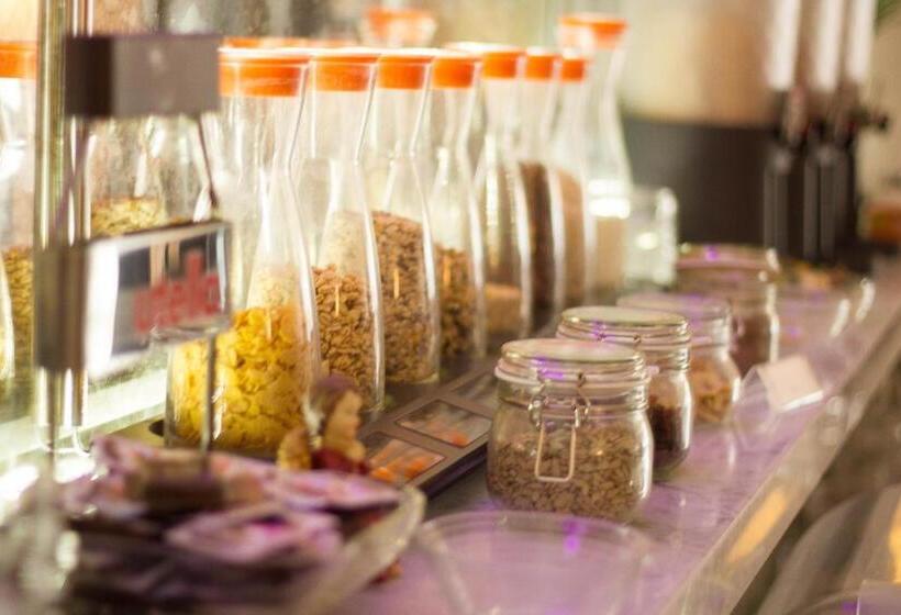 Stargaze Forum Hotel Düsseldorf Hilden