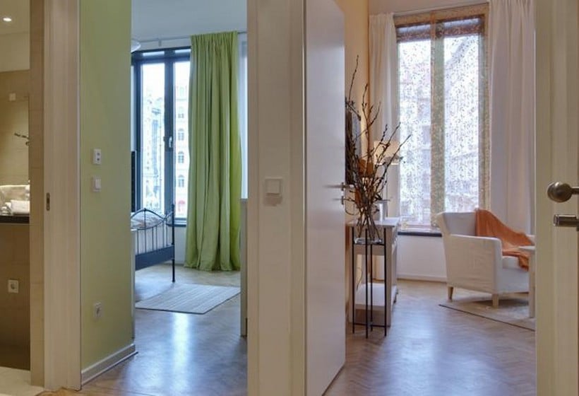 Heinrich Schuetz Residenz