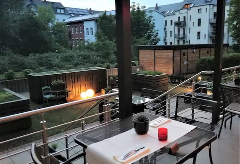 Alexxanders Hotel & Boardinghouse, Restaurant