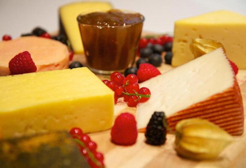 فندق Alt Coswigerhof