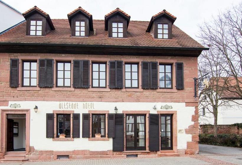 Отель Altstadt