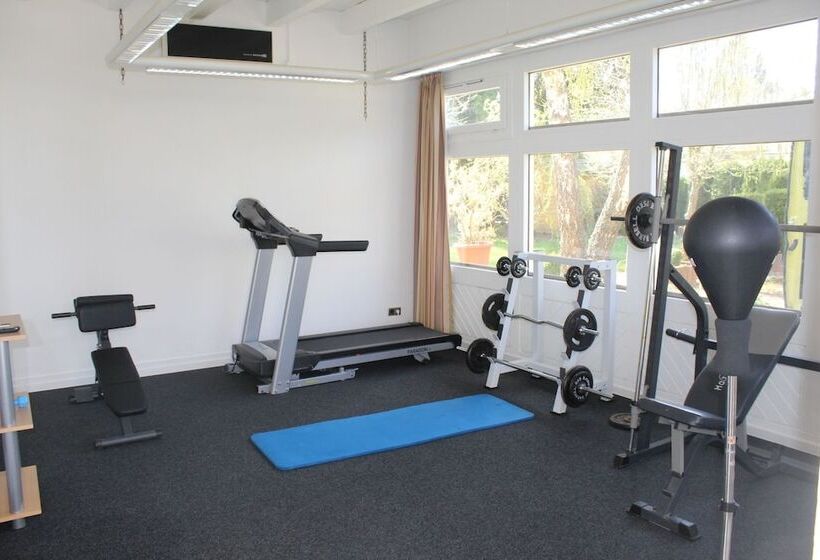 호텔 Gästehaus Am Kurpark