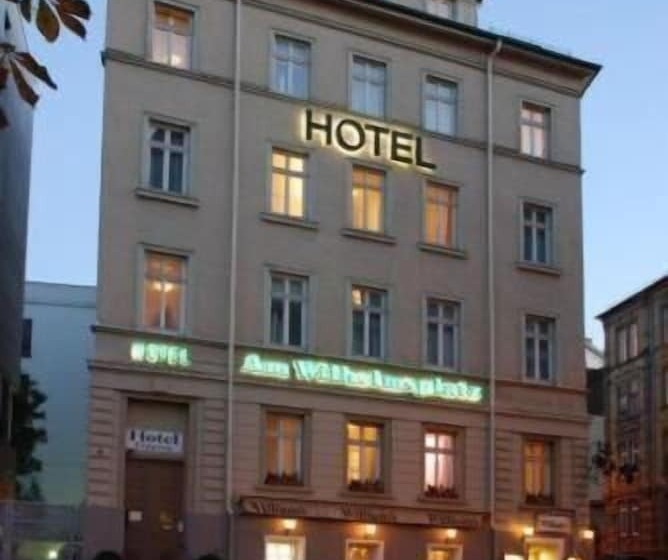호텔 Am Wilhelmsplatz