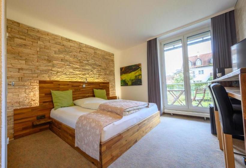 فندق Art  Weingarten  Pizzeria Restaurant