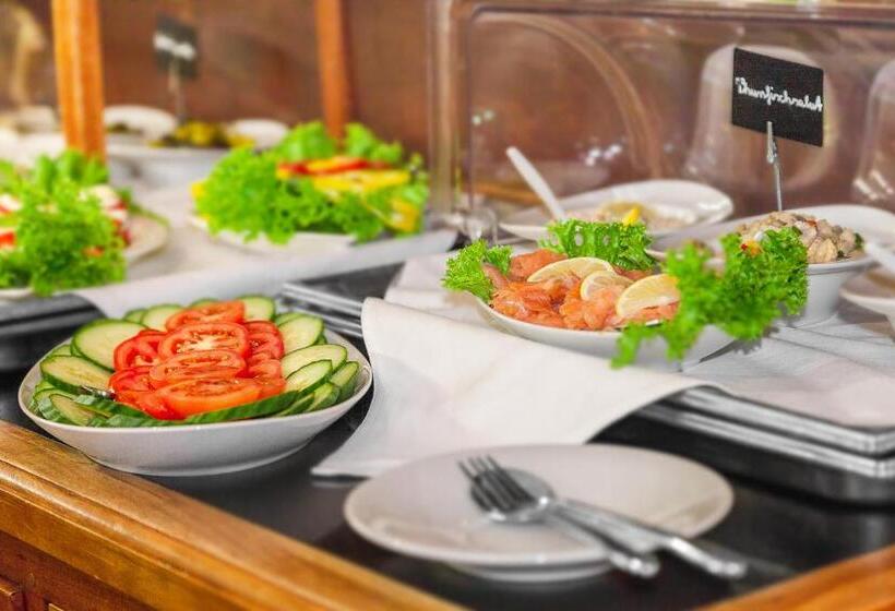 בית מלון כפרי Aviv Dresden