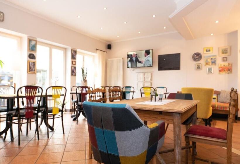 Отель Bitburger Hof