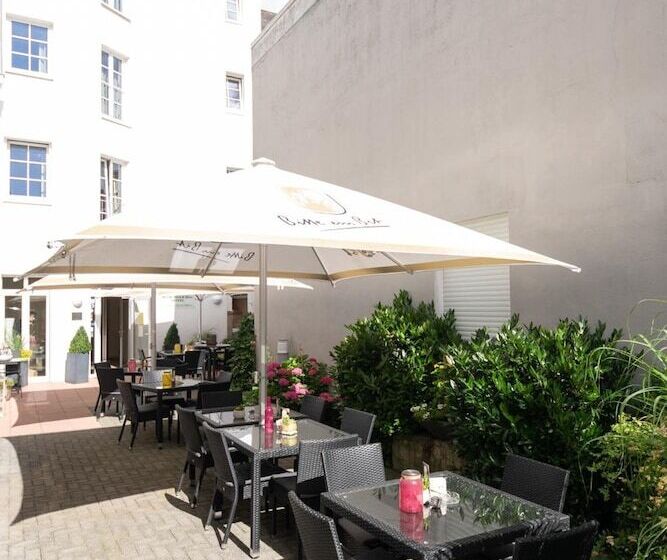 Отель Bitburger Hof