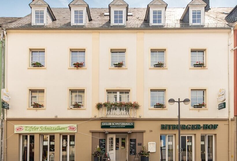 Отель Bitburger Hof
