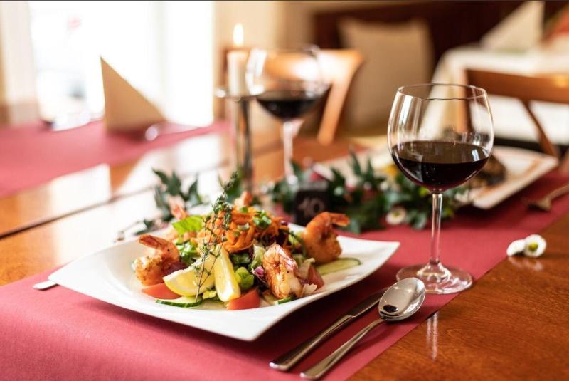 Отель Bitburger Hof