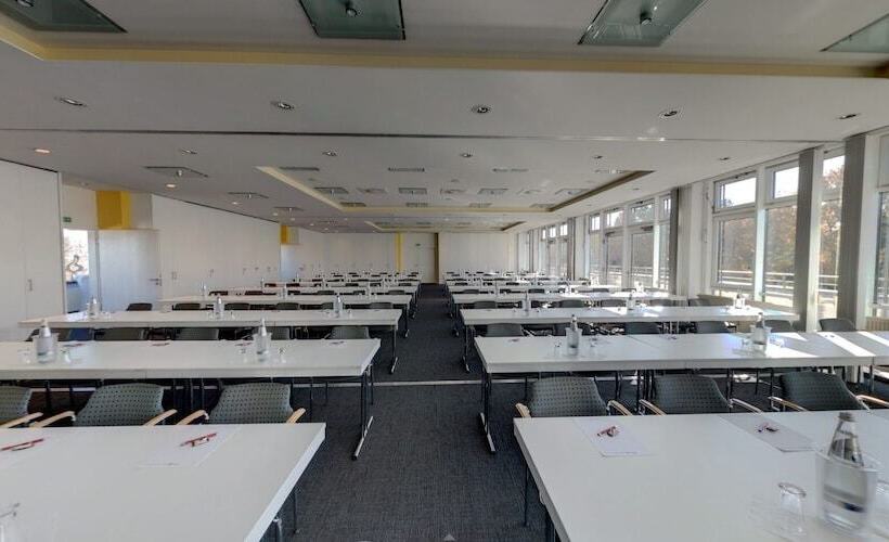 Business Hotel Artes