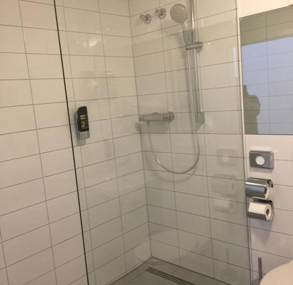 Отель Central Hannover