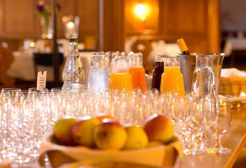 Отель Der Hirschen