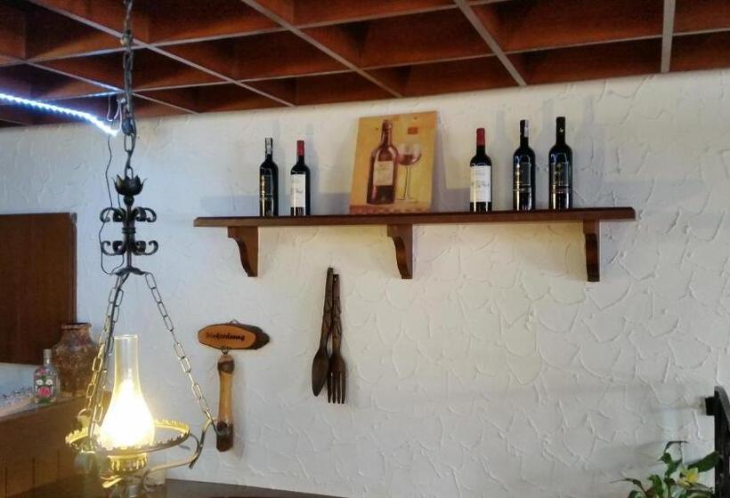 ホテル Dorfschenke