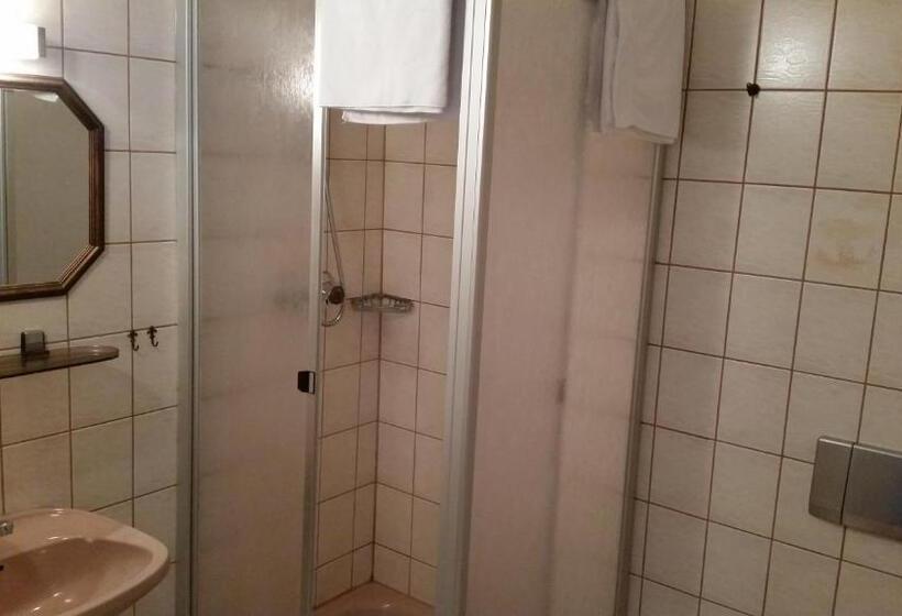 ホテル Dorfschenke