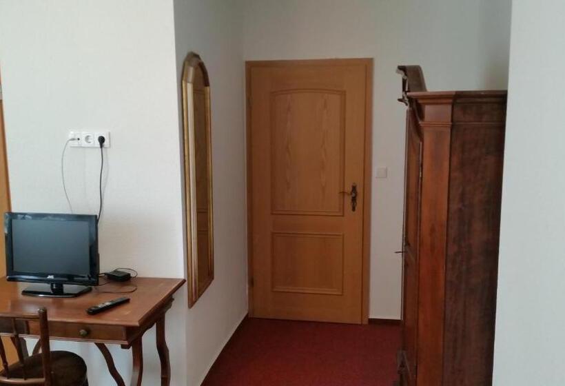 ホテル Dorfschenke