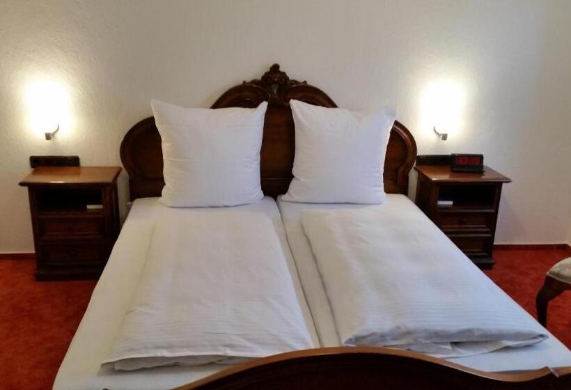 ホテル Dorfschenke