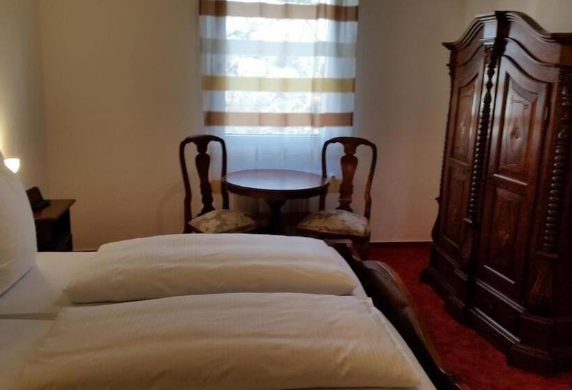 ホテル Dorfschenke