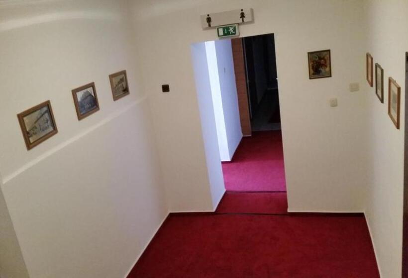 ホテル Dorfschenke