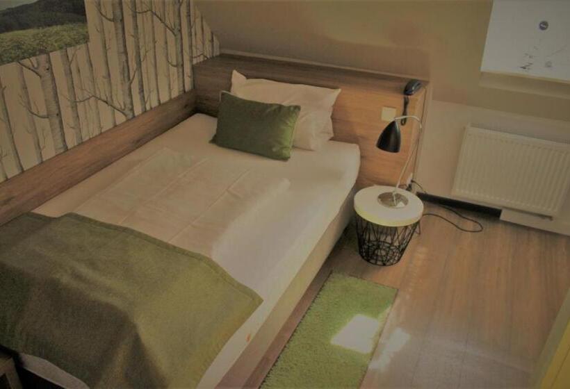 ホテル Eifelbräu