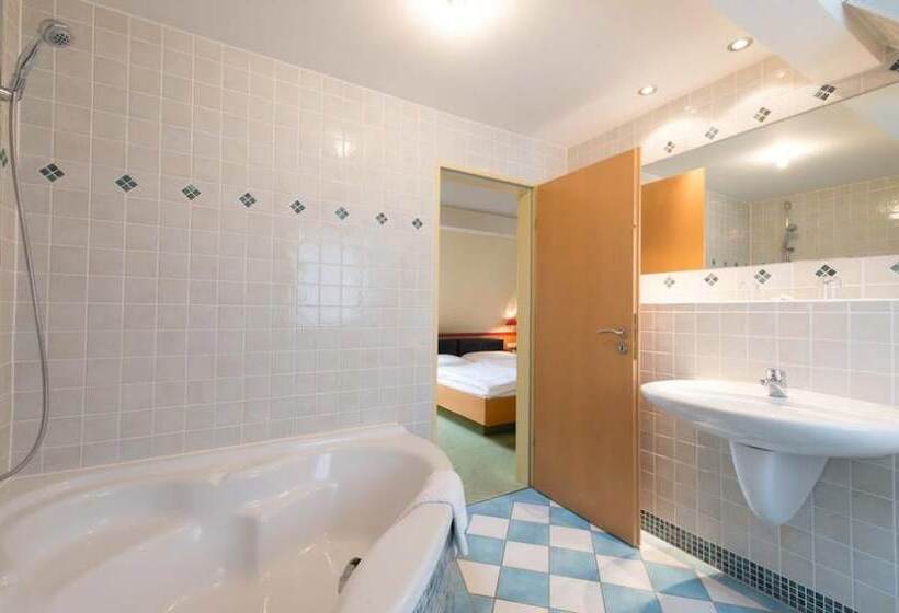 בית מלון כפרי Eisbach