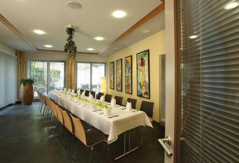 فندق Forsthaus Grüna Betreiber Gmbh