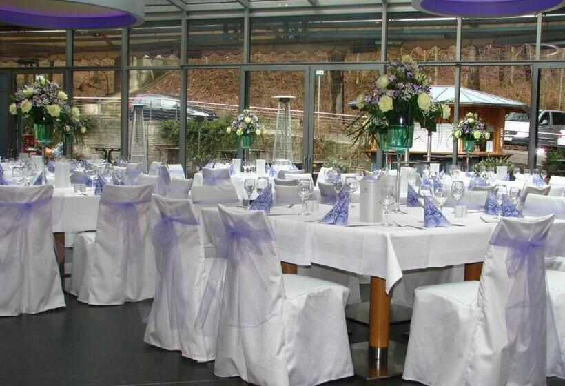 فندق Forsthaus Grüna Betreiber Gmbh