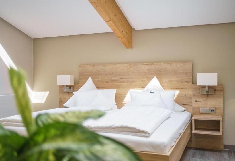 فندق Forsthaus Grüna Betreiber Gmbh