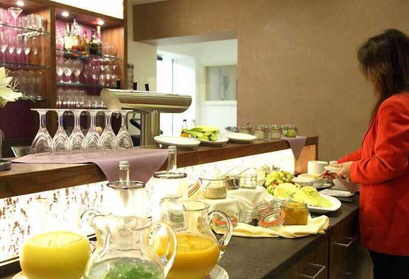 Garni Hotel Goldenes Lamm