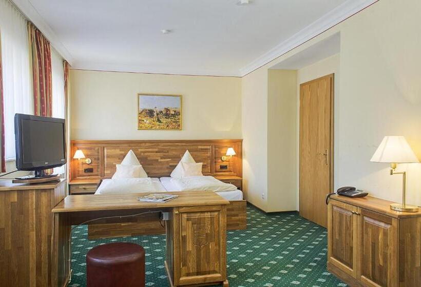 فندق Golfpark Gut Duneburg