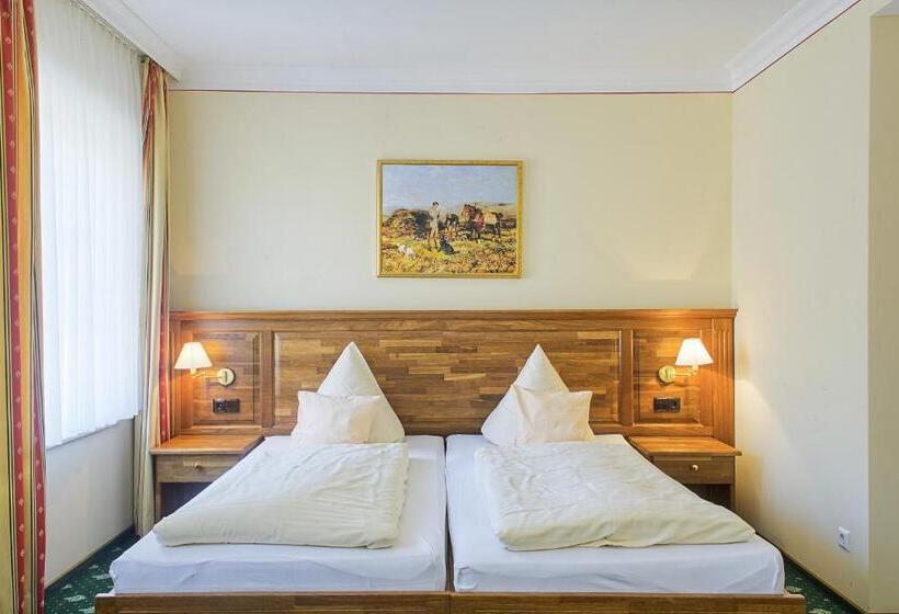 فندق Golfpark Gut Duneburg