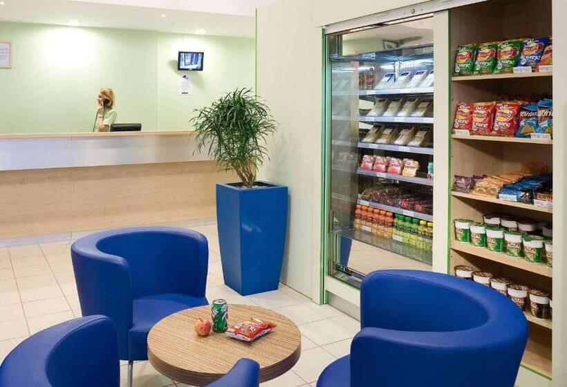 Отель Ibis Budget Ulm City