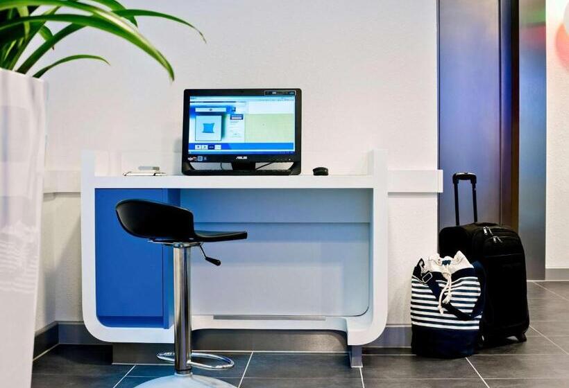 Отель Ibis Budget Ulm City