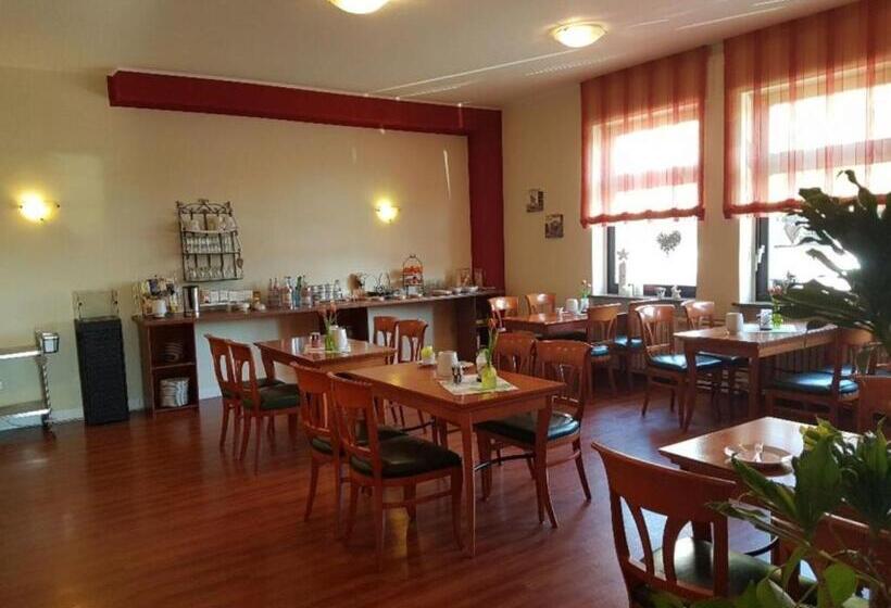 ホテル Laacher Lay