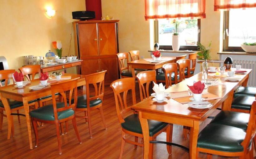 فندق Laacher Lay