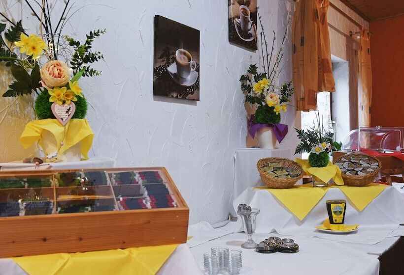 בית מלון כפרי Landgasthaus Hubertusklause