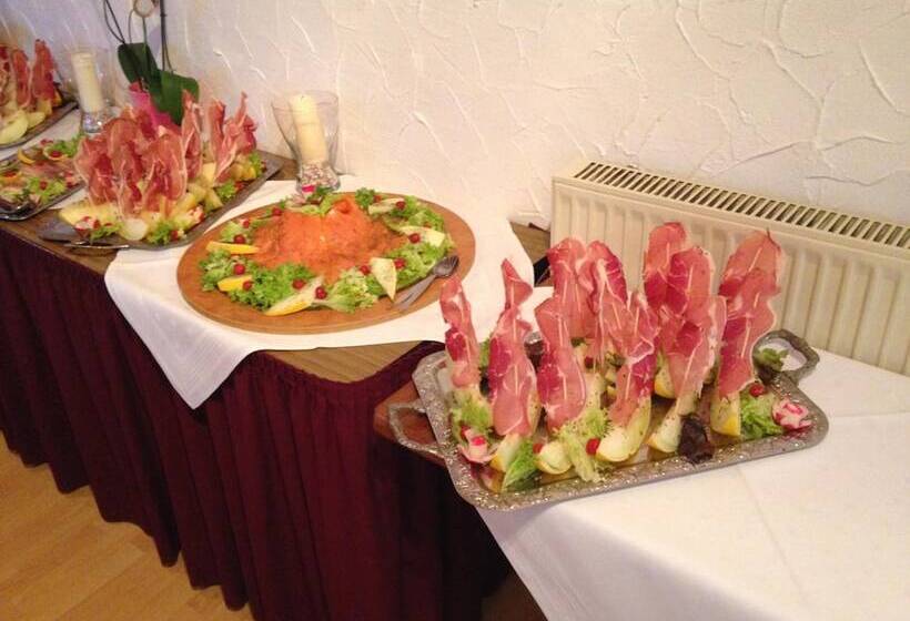 בית מלון כפרי Landgasthaus Hubertusklause