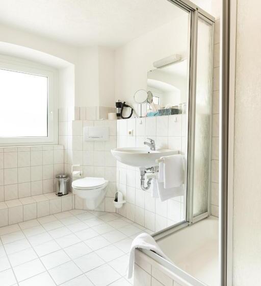 Отель Landgasthof Zum Pflug