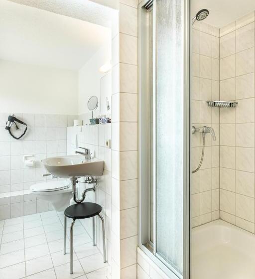 Отель Landgasthof Zum Pflug