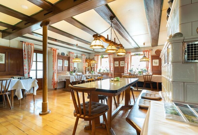 Отель Landgasthof Zum Pflug