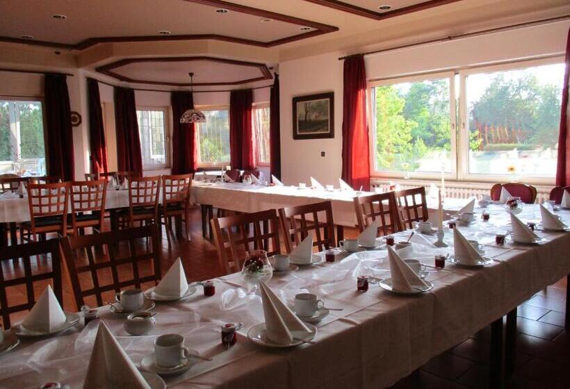 ホテル Laufelder Hof