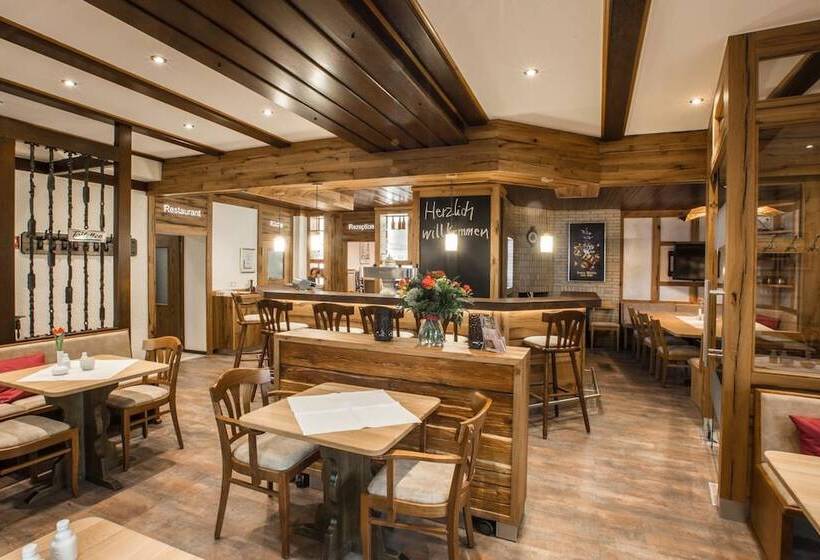 Отель Louis Müller