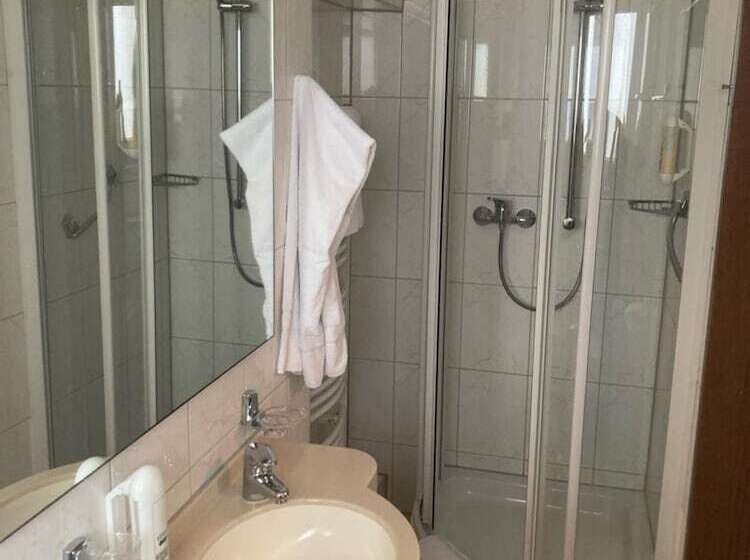 Отель Louis Müller