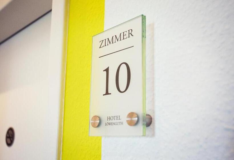 Отель Lowenguth