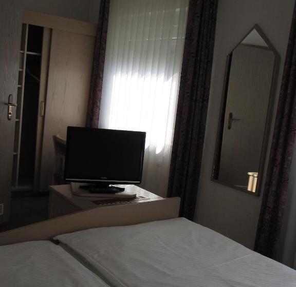 ホテル Maifelder Hof